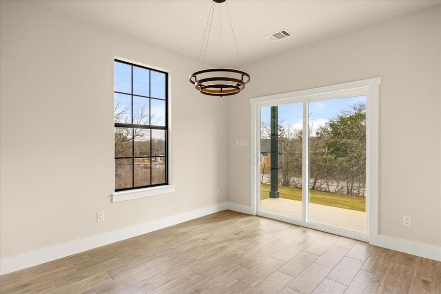 Spacious, unfurnished interior of a new home in , Granbury (Image 21). Spacious, unfurnished interior of a new home in , Granbury (Image 21).