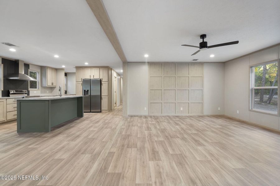 Spacious, unfurnished interior of a new home in , Keystone Heights (Image 33).