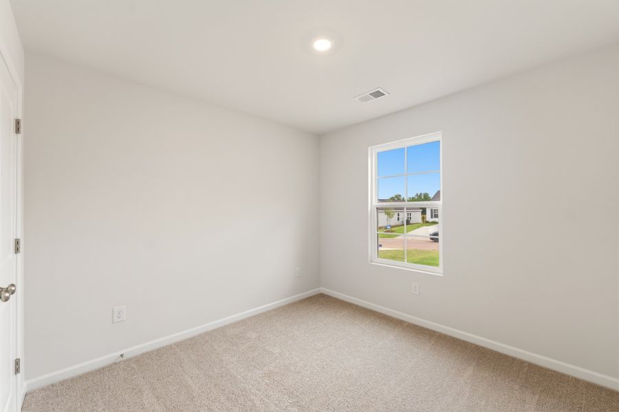Spacious, unfurnished interior of a new home in Evergreen, Spartanburg (Image 15). Spacious, unfurnished interior of a new home in Evergreen, Spartanburg (Image 15).