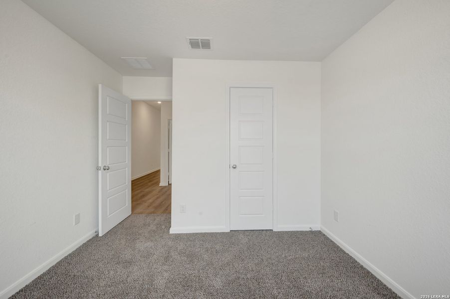 Spacious, unfurnished interior of a new home in Meadows at Clear Springs, New Braunfels (Image 53). Spacious, unfurnished interior of a new home in Meadows at Clear Springs, New Braunfels (Image 53).