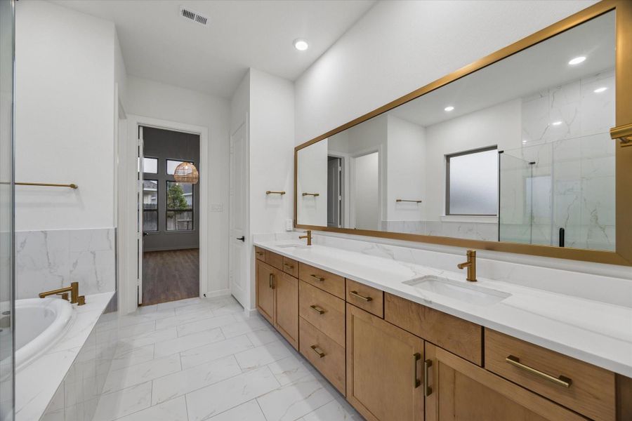 Luxury Primary Bathroom