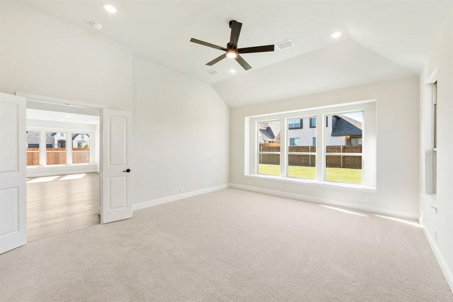 Spacious, unfurnished interior of a new home in Hulen Trails Classic 50, Fort Worth (Image 20). Spacious, unfurnished interior of a new home in Hulen Trails Classic 50, Fort Worth (Image 20).