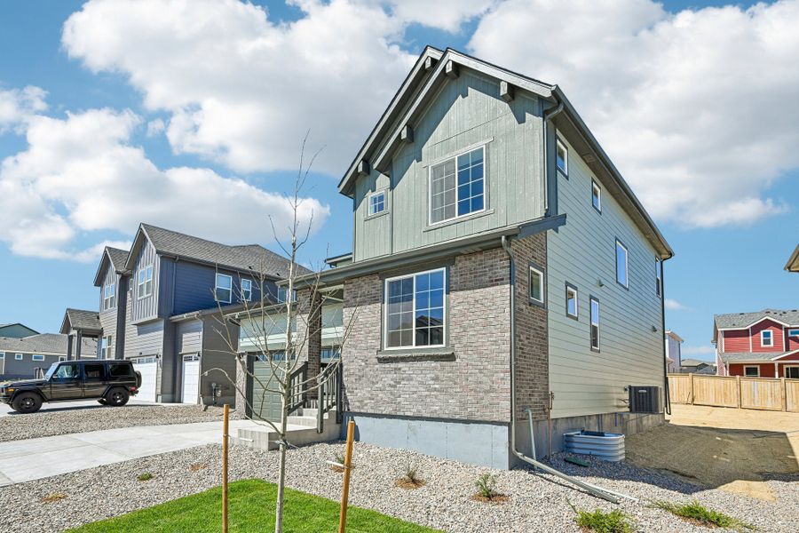 Parker, CO New Home.  - Slide 1