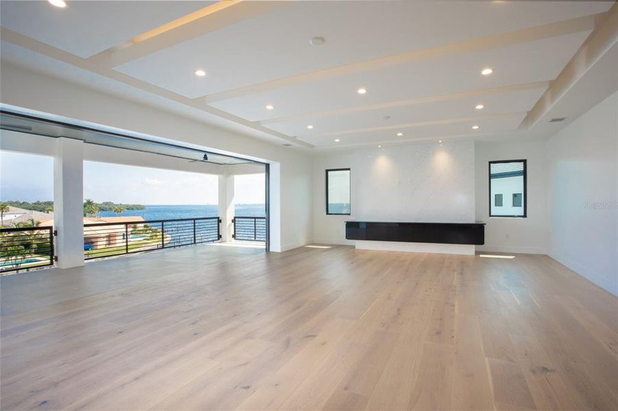 Flex space- Full pocket doors Flex space- Full pocket doors