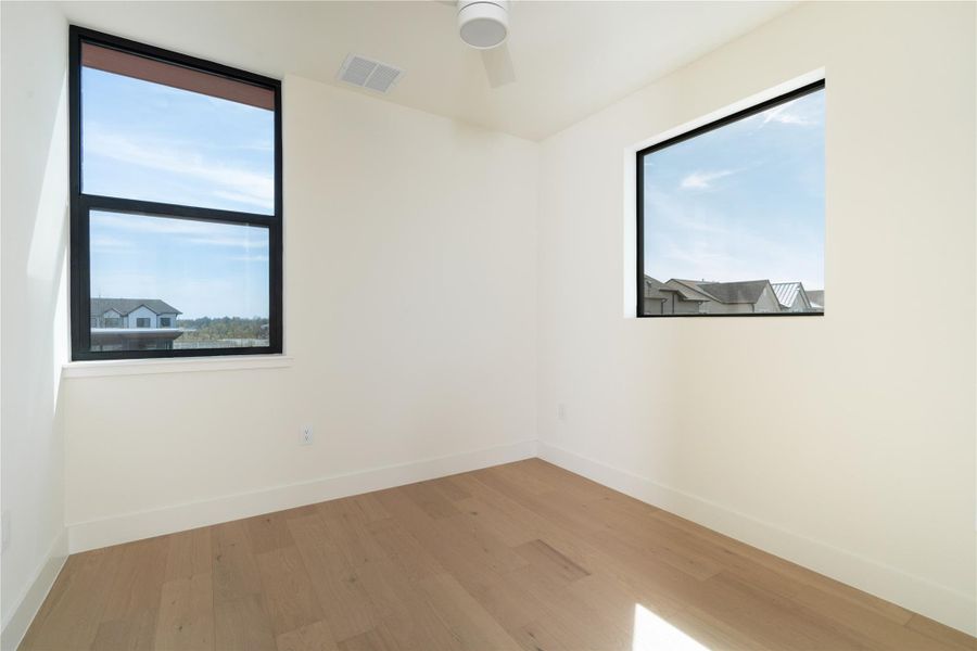 Image 19 of a home in . Image 19 of a home in .