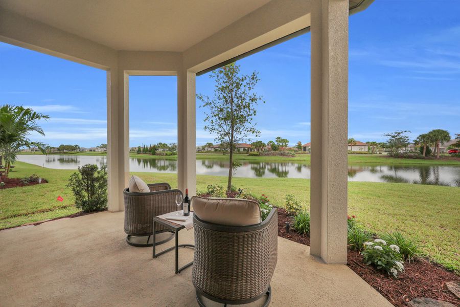 Covered Lanai with Summer Kitchen Covered Lanai with Summer Kitchen