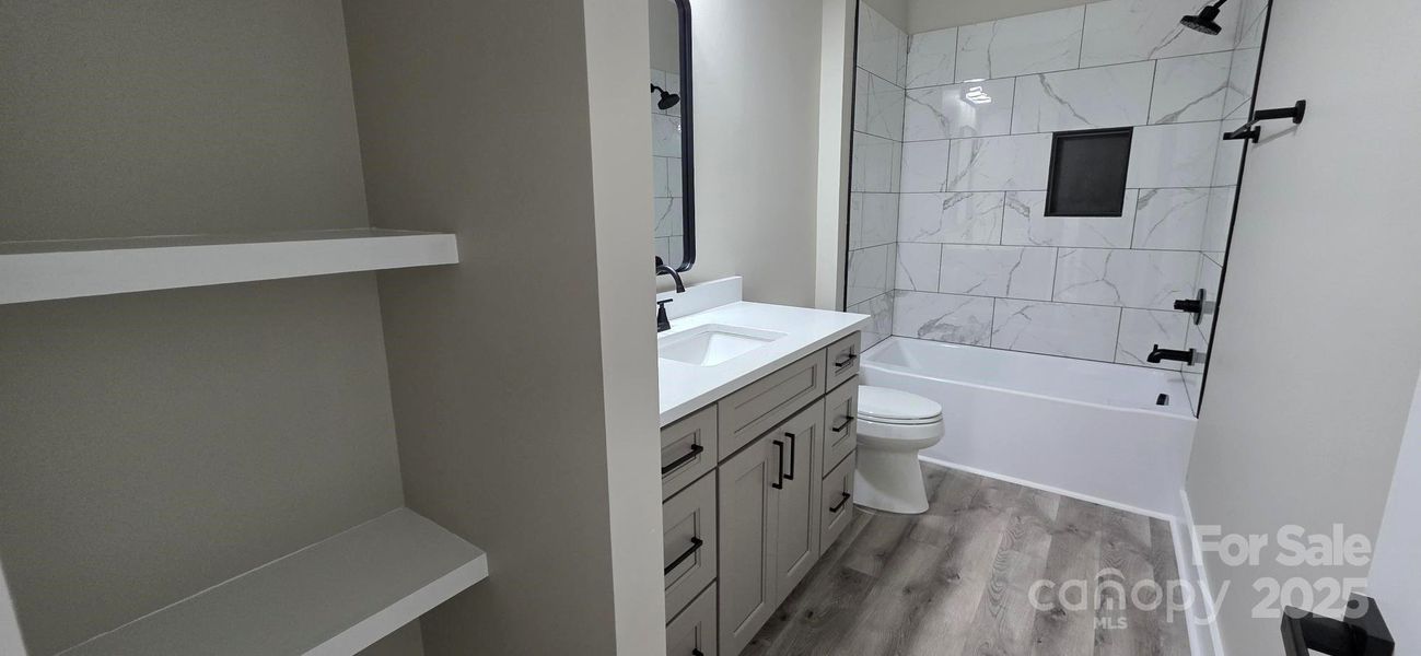 Furnished interior view inside a new home in , Gastonia (Image 15).