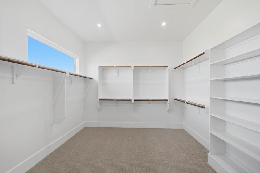 Spacious, unfurnished interior of a new home in Legacy, League City (Image 36).