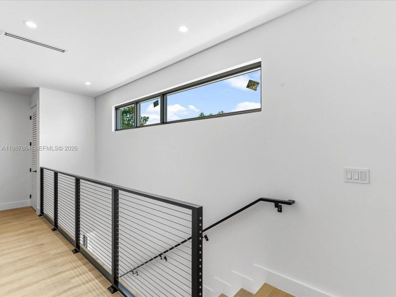 Spacious, unfurnished interior of a new home in , Miami (Image 54).