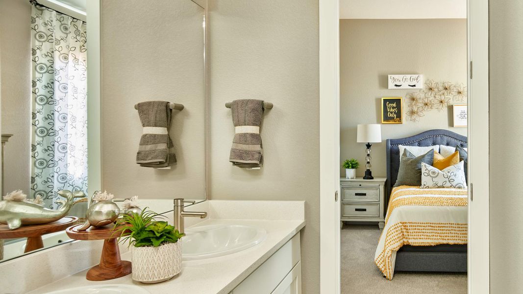 Furnished interior view inside a new home in Parterre, Thornton (Image 15).