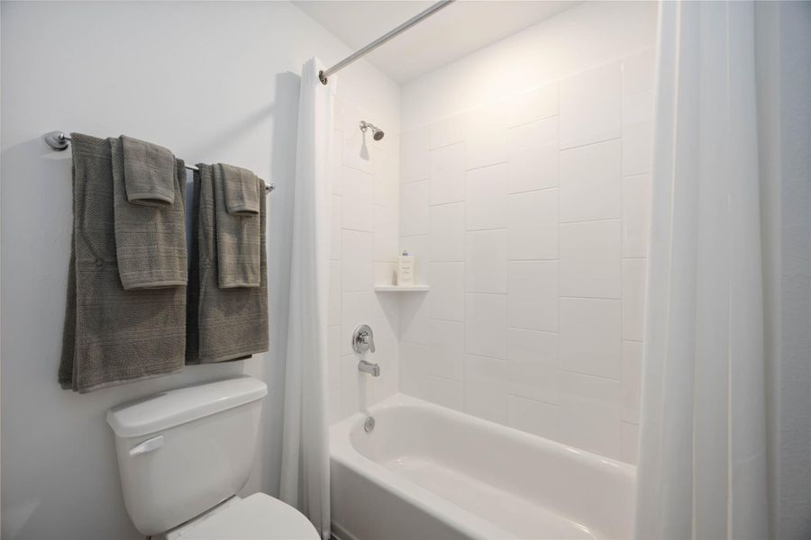 Furnished interior view inside a new home in Pinehaven, Houston (Image 33).