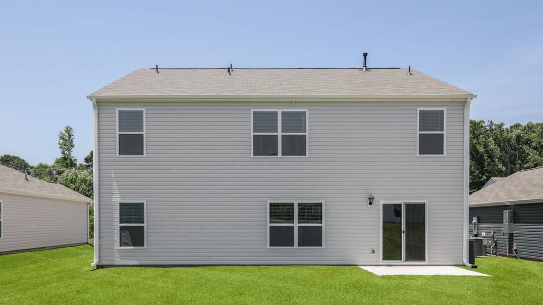 Exterior details and patio area of a home in Cascade Point, Seneca (Image 3).