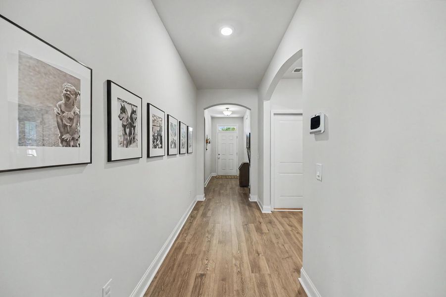 Spacious, unfurnished interior of a new home in , Manning (Image 19).