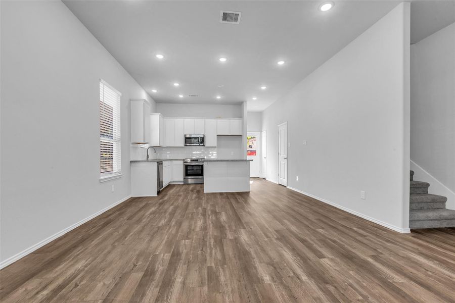 Spacious Family Room