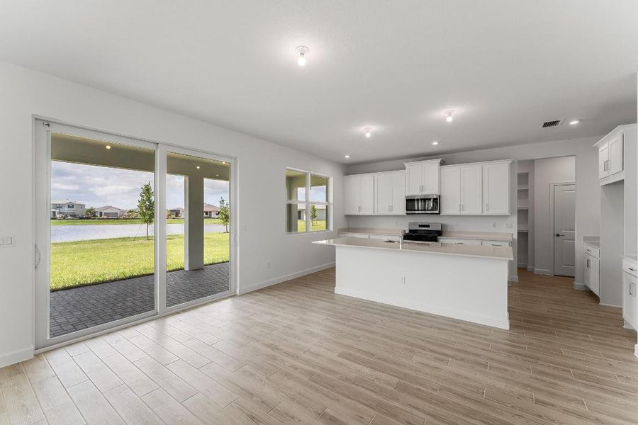 US_SEF_MOUNT RAINIER_LOT 299_kitchen 2