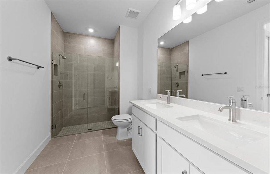 Furnished interior view inside a new home in Del Webb Catalina, Lakewood Ranch (Image 7). Furnished interior view inside a new home in Del Webb Catalina, Lakewood Ranch (Image 7).