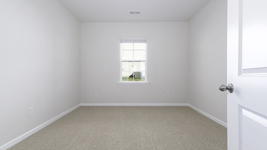 Spacious, unfurnished interior of a new home in Middleton, Greensboro (Image 12).