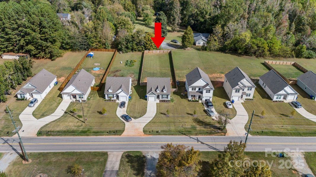 Image 14 of a home in . Image 14 of a home in .