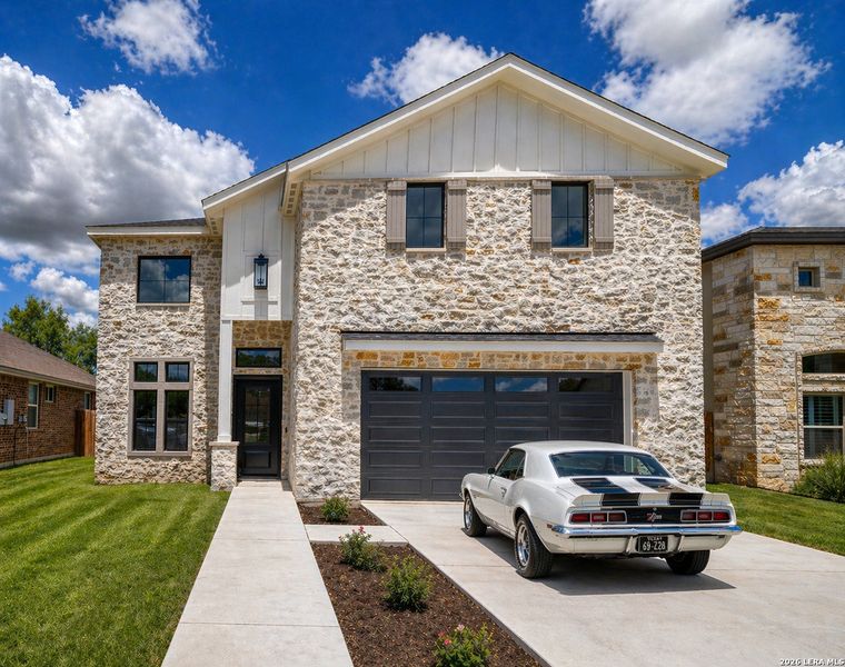 Front exterior of a new home in , Uvalde, TX, highlighting curb appeal (Image 17).