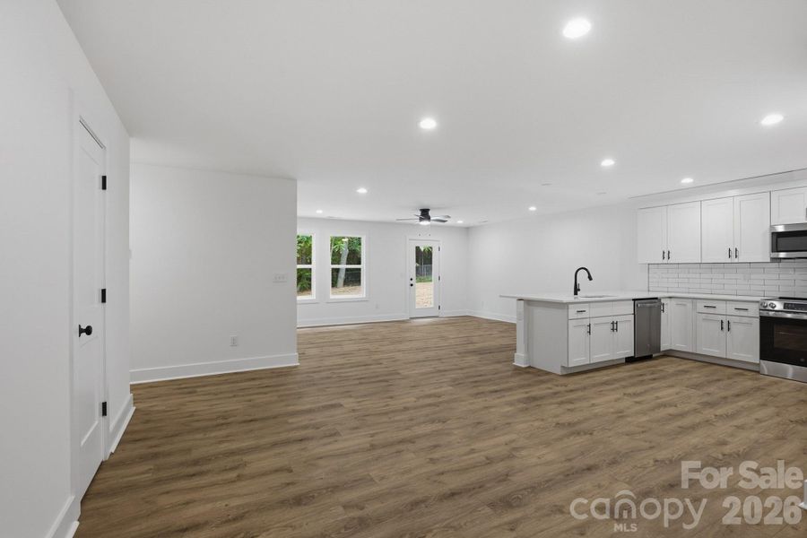 Spacious, unfurnished interior of a new home in , Statesville (Image 15).