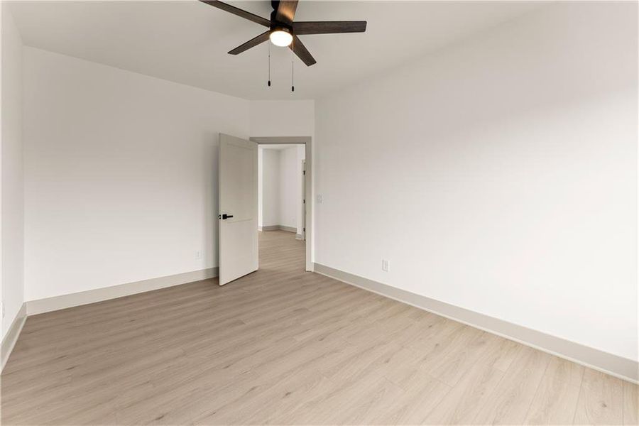Spacious, unfurnished interior of a new home in , Jefferson (Image 22).