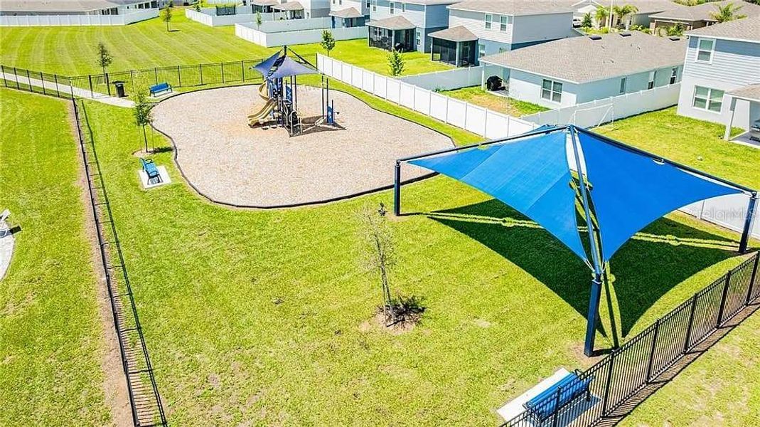 Community amenities in , Davenport (Image 25). Community amenities in , Davenport (Image 25).