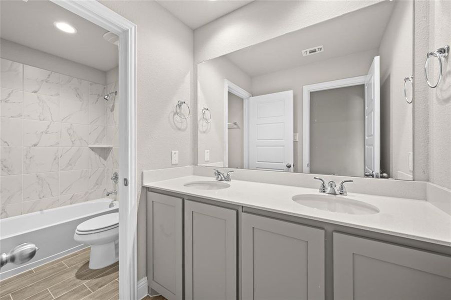 1022 Moss Grove Bathroom1