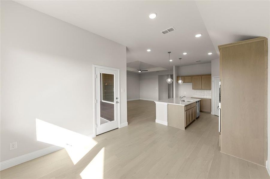 Spacious, unfurnished interior of a new home in Elevon, Lavon (Image 19).