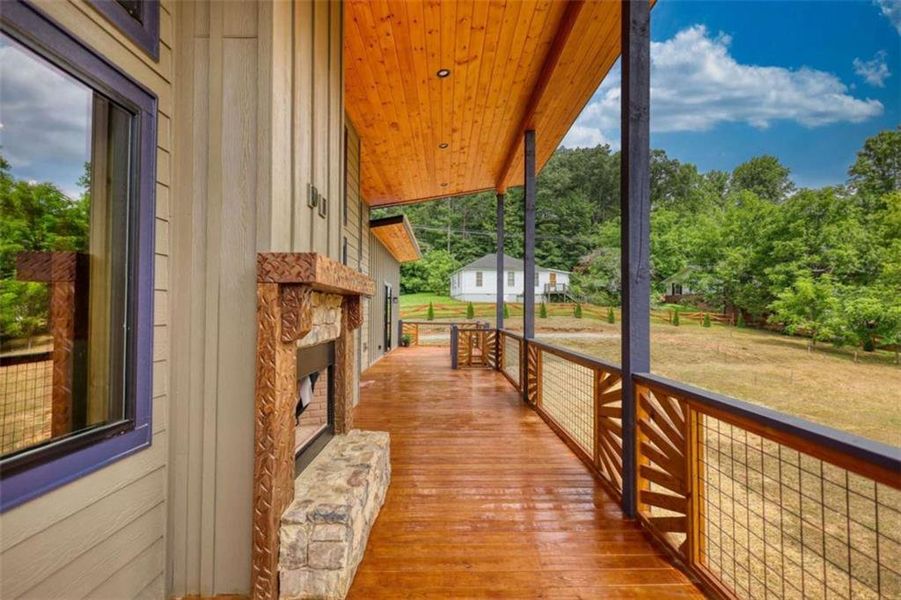 Exterior details and patio area of a home in , Blue Ridge (Image 36).