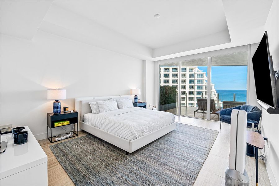 Furnished interior view inside a new home in , Fort Lauderdale (Image 20).