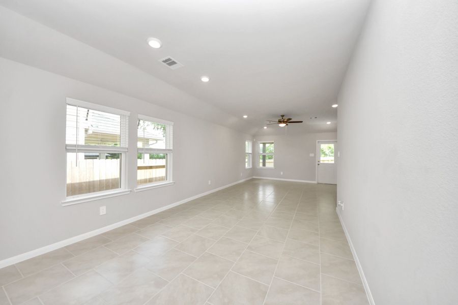 Image 17 of a home in Montgomery Ridge.