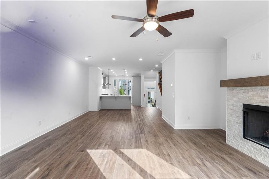 Spacious, unfurnished interior of a new home in Evanshire Townhomes, Duluth (Image 36). Spacious, unfurnished interior of a new home in Evanshire Townhomes, Duluth (Image 36).