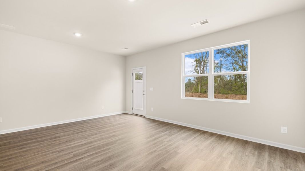 Spacious, unfurnished interior of a new home in The Gables at Agricultural Village, Perry (Image 14).