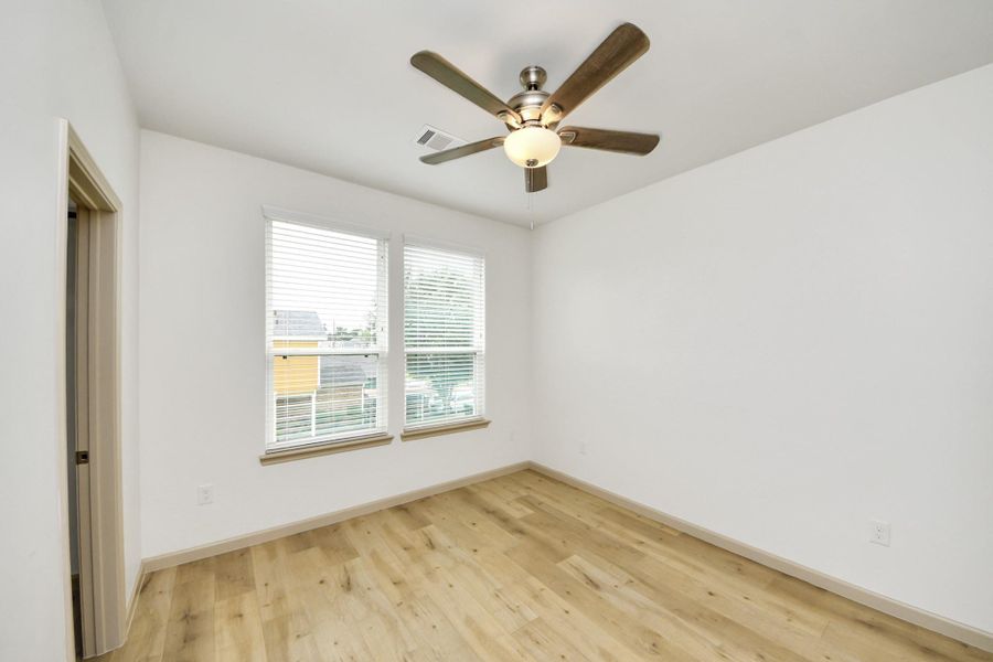 Image 17 of a home in .