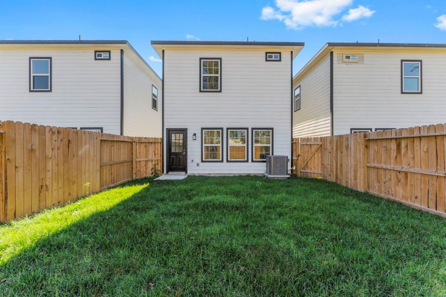 Exterior details and patio area of a home in , Houston (Image 4).