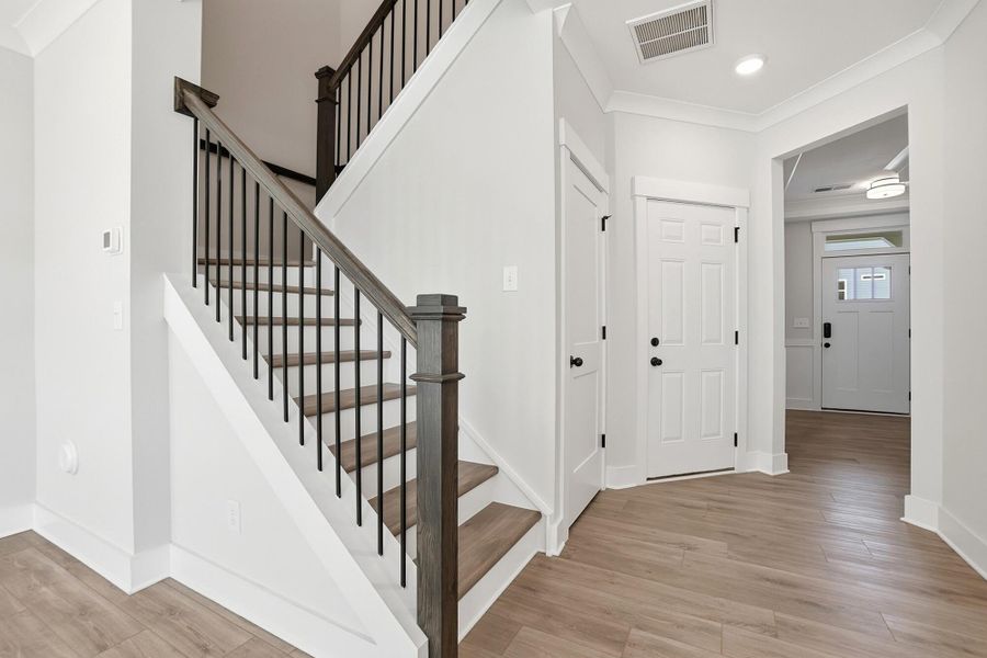 Spacious, unfurnished interior of a new home in Blythe Mill Townhomes, Waxhaw (Image 26). Spacious, unfurnished interior of a new home in Blythe Mill Townhomes, Waxhaw (Image 26).
