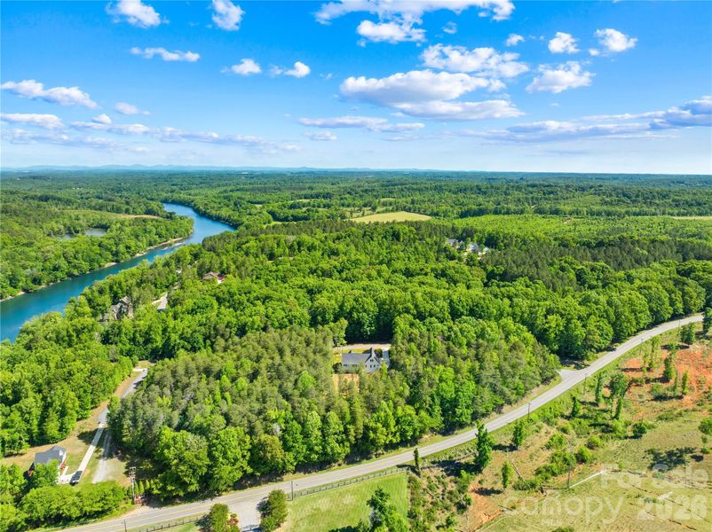 Natural landscape and outdoor views near  in Statesville (Image 37).