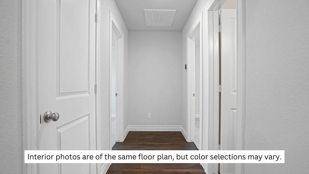 Spacious, unfurnished interior of a new home in Lexington Heights, Willis (Image 9).