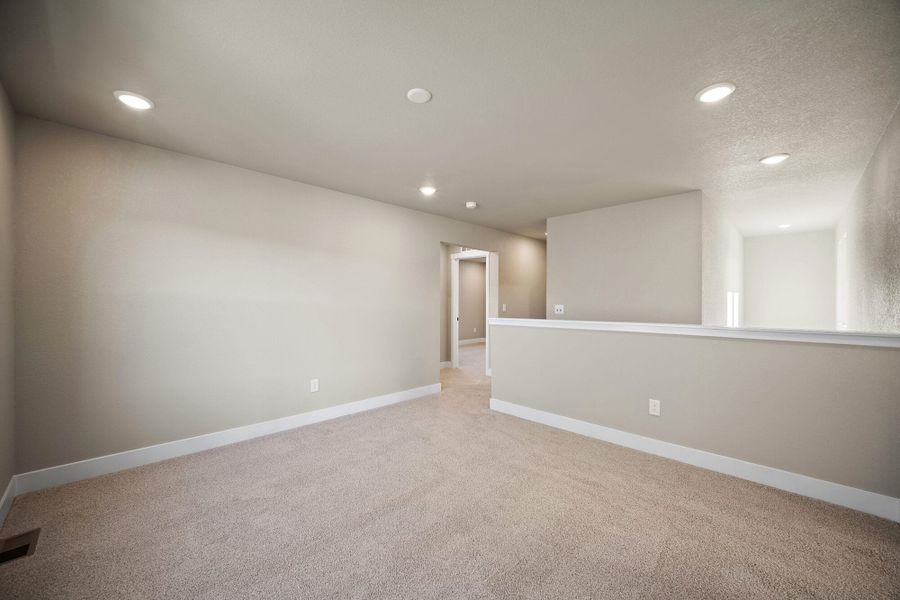 Spacious, unfurnished interior of a new home in Trails at Aspen Ridge-3, Colorado Springs (Image 24). Spacious, unfurnished interior of a new home in Trails at Aspen Ridge-3, Colorado Springs (Image 24).