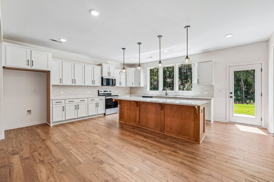 Furnished interior view inside a new home in Autumn Ridge, High Shoals (Image 3).