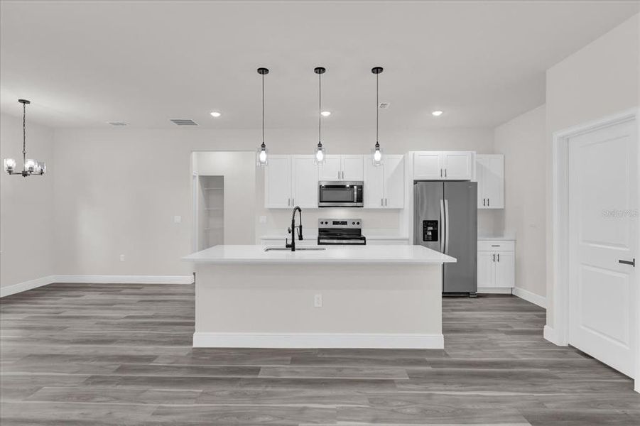 Spacious, unfurnished interior of a new home in , Ocala (Image 41).