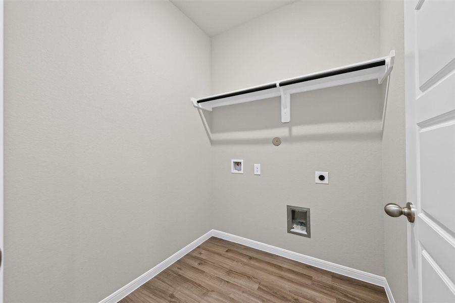 Spacious, unfurnished interior of a new home in Woodland Lakes, Huffman (Image 28). Spacious, unfurnished interior of a new home in Woodland Lakes, Huffman (Image 28).