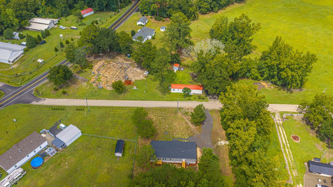 Image 70 of a home in .