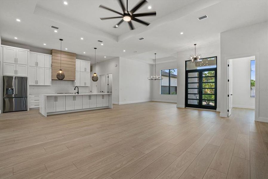 Spacious, unfurnished interior of a new home in , Nokomis (Image 19).
