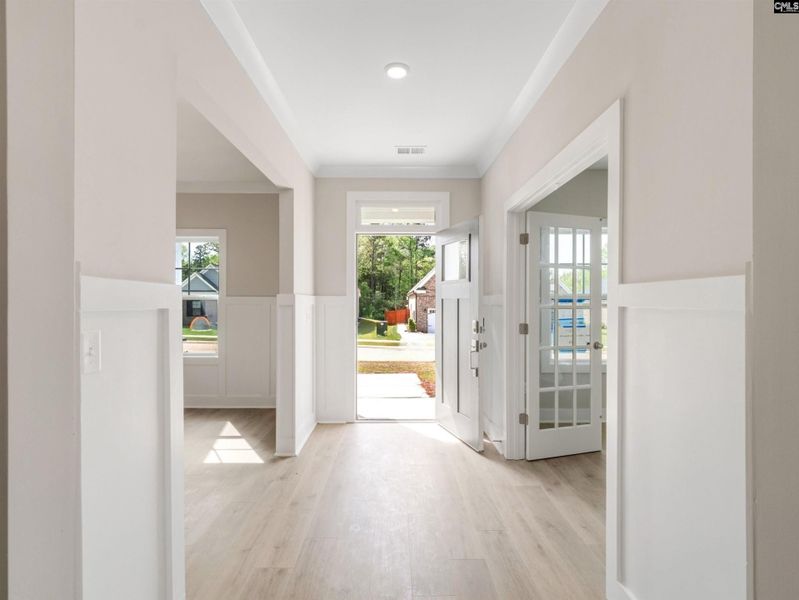 Spacious, unfurnished interior of a new home in Collins Cove, Chapin (Image 14). Spacious, unfurnished interior of a new home in Collins Cove, Chapin (Image 14).