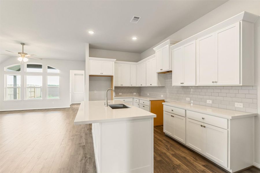 Furnished interior view inside a new home in Brookewater, Rosenberg (Image 8).