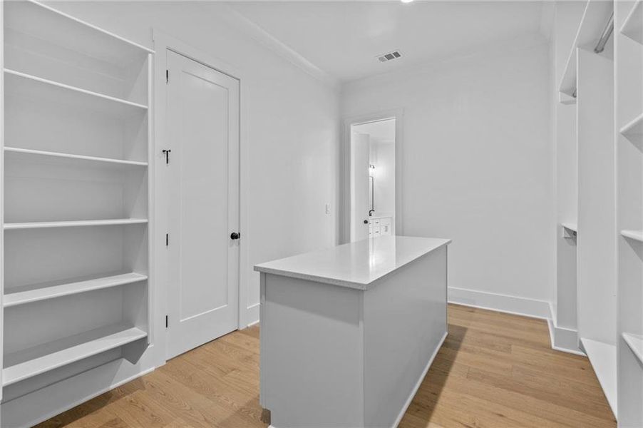 Image 72 of a home in .