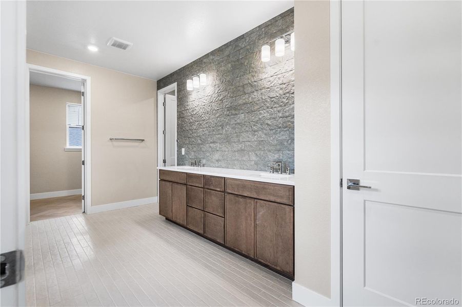 Furnished interior view inside a new home in Legends at Lyric, Lone Tree (Image 12). Furnished interior view inside a new home in Legends at Lyric, Lone Tree (Image 12).