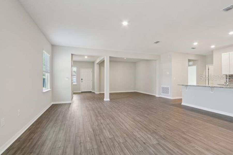 Spacious, unfurnished interior of a new home in Palm Coast, Palm Coast (Image 10).