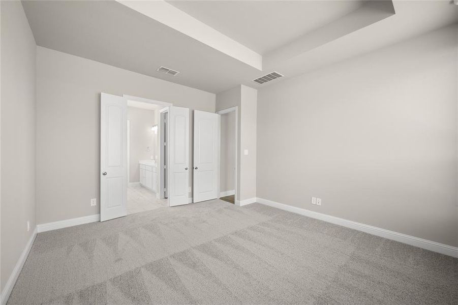 Spacious, unfurnished interior of a new home in Country Hollow Sales Phase 1, Aledo (Image 14).